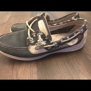 Sperry boat shoes
